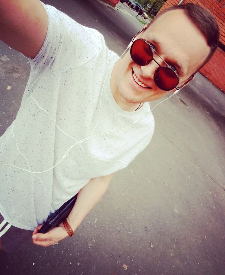  17642739  Alex, 33 ,    