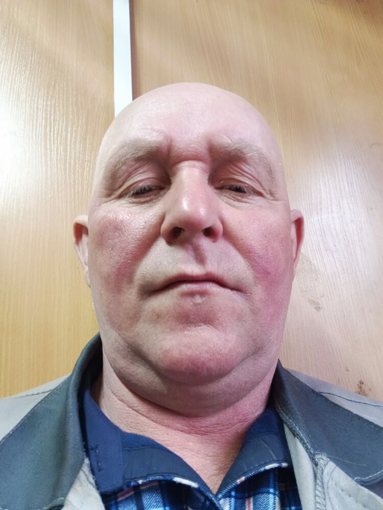  51044799  Valentin, 58 ,    