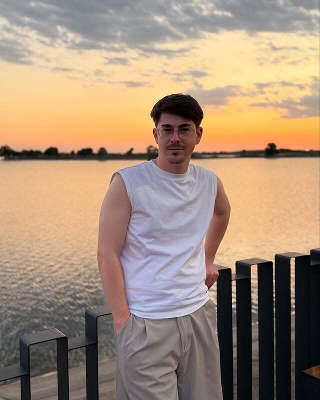 ���� 55349289 ������� �����, 32 ����, ���� ���������� � ����� �������