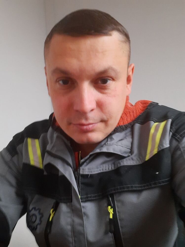  27531839  , 43 ,    