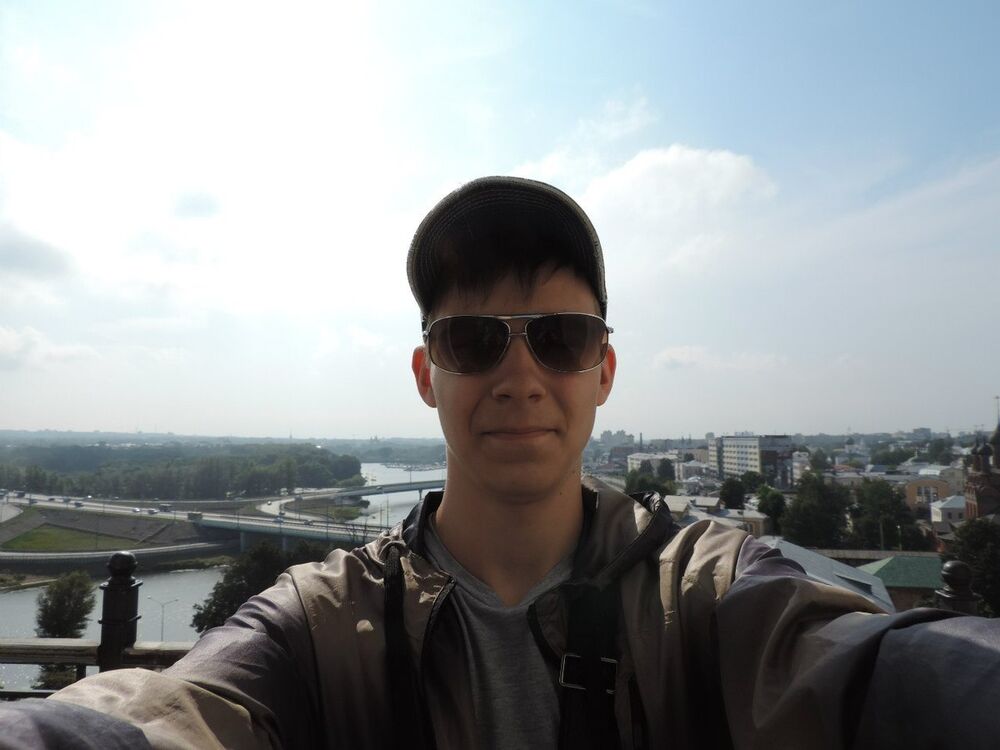  15231309  Igor, 31 ,    