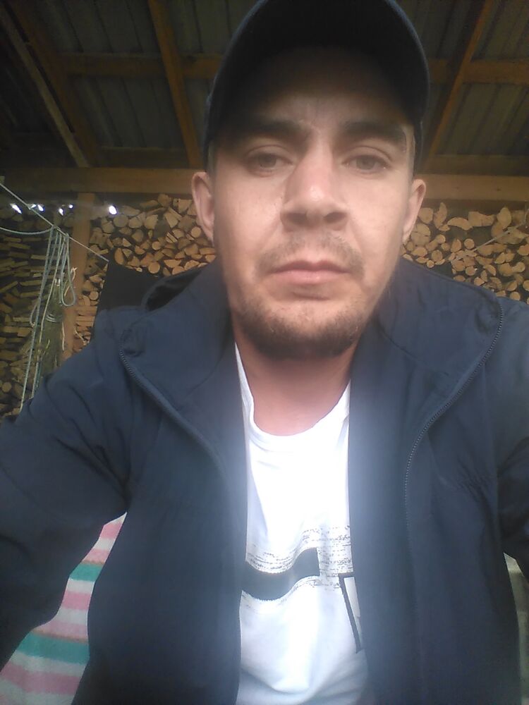  28768439  , 34 ,    