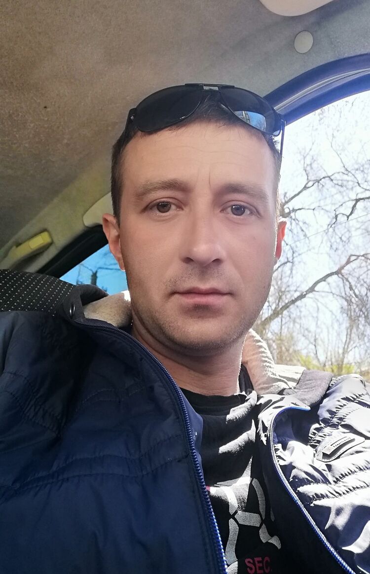  24559779  , 38 ,    