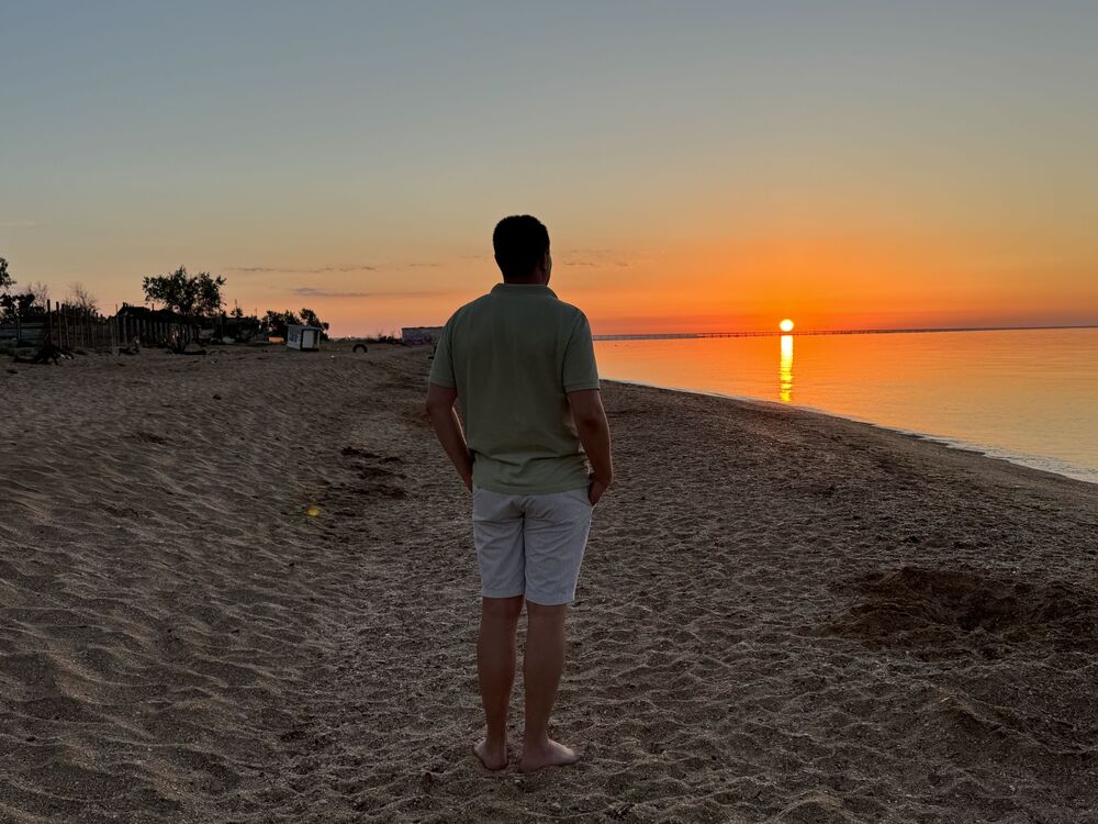  51697819  Sergei, 35 ,    