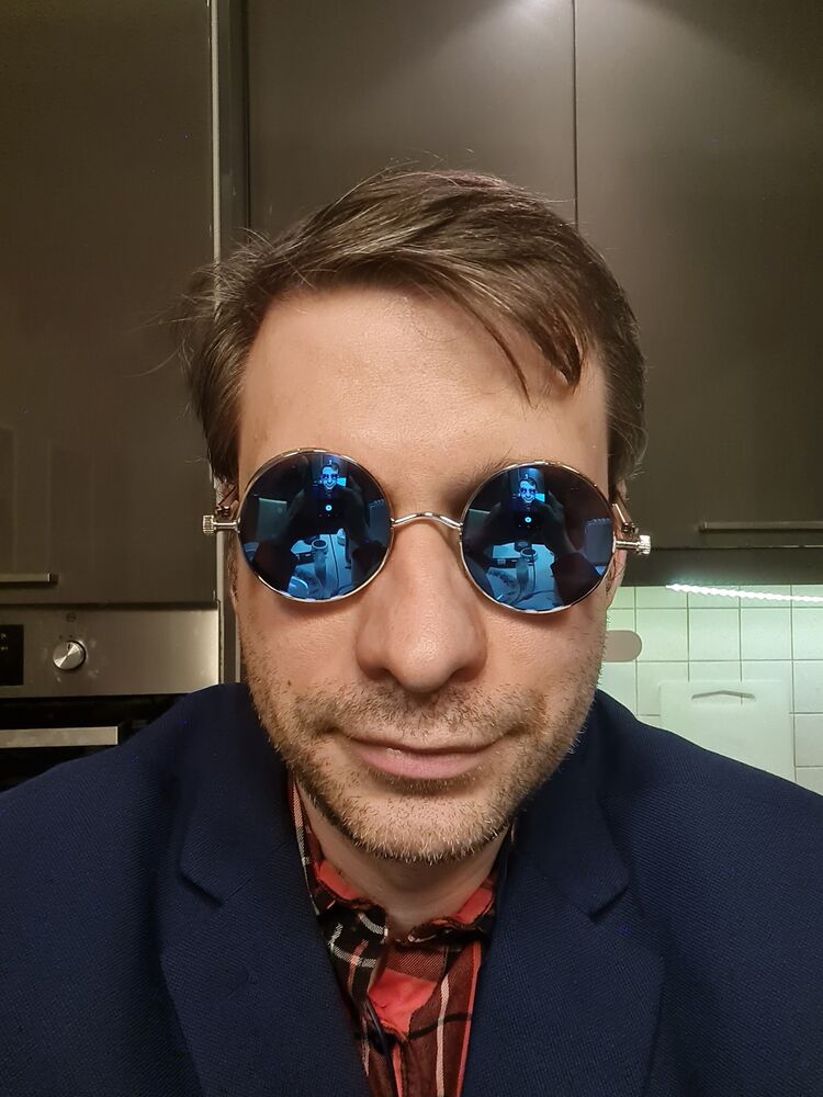  37123699  AlexNif, 40 ,    