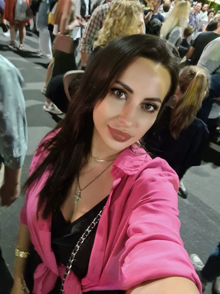 46881549  , 29 ,    