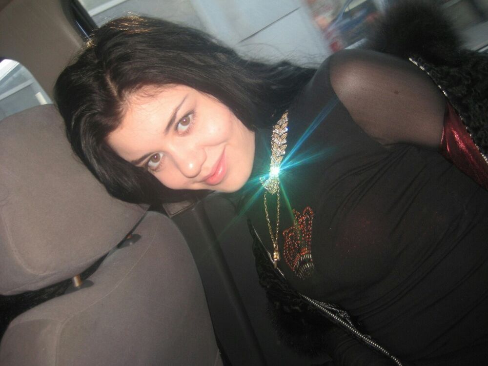  5564079  Milja, 32 ,    
