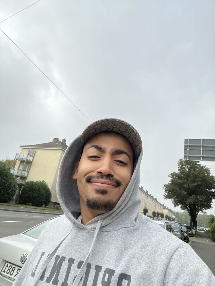  ,   Med Amine, 25 ,   ,   