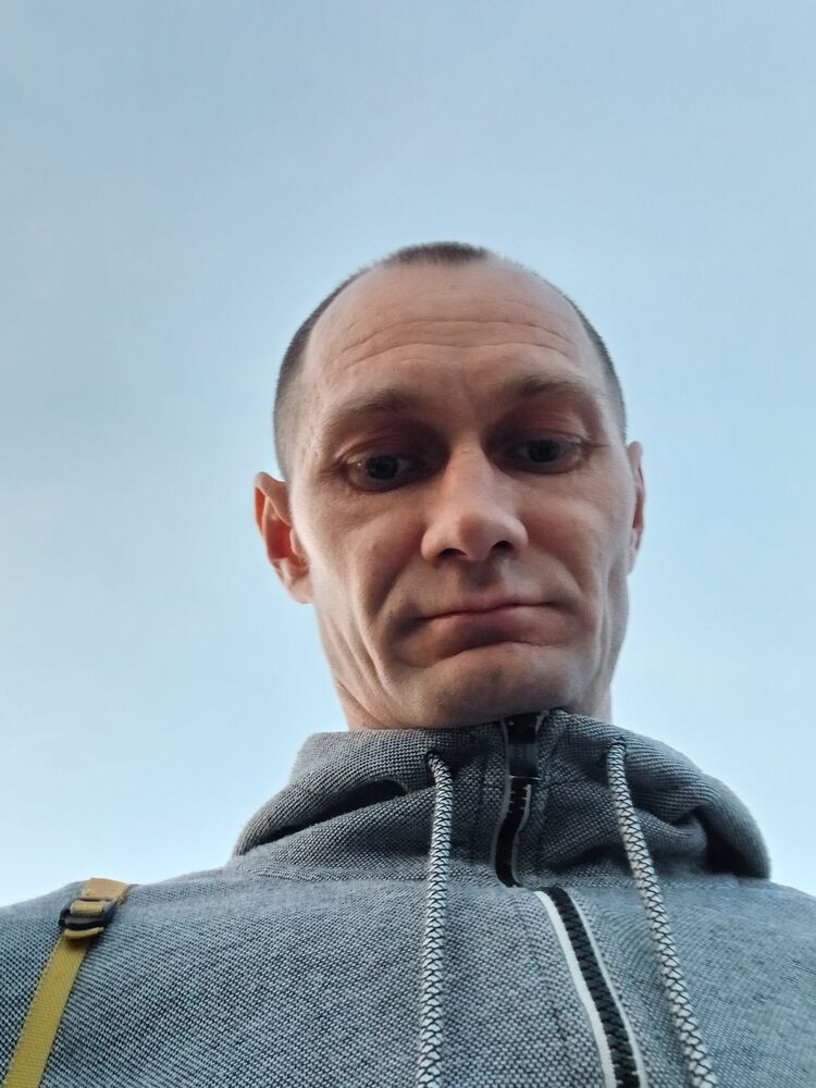  37557759  , 43 ,    