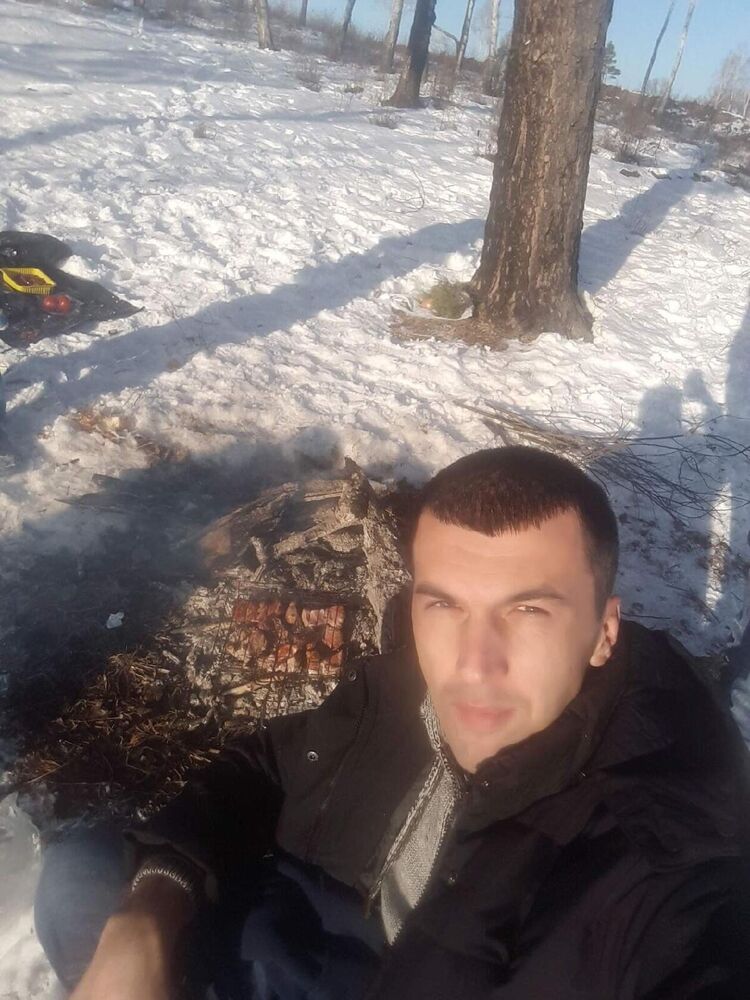  ,   Daniyor, 33 ,   c 