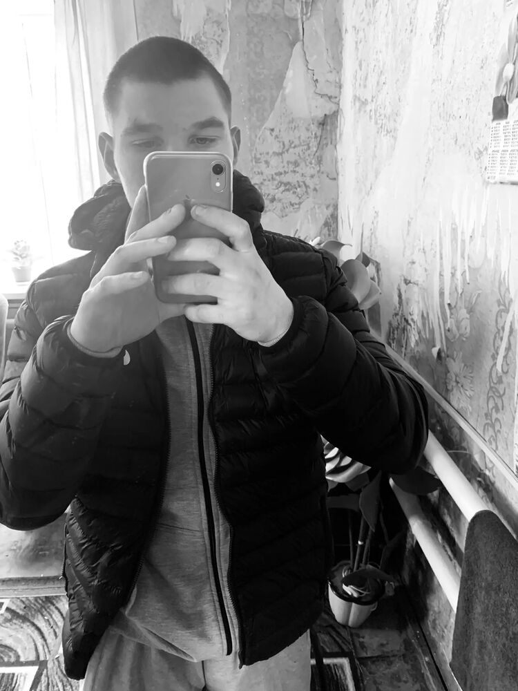  ,   Toronto, 24 ,   ,   