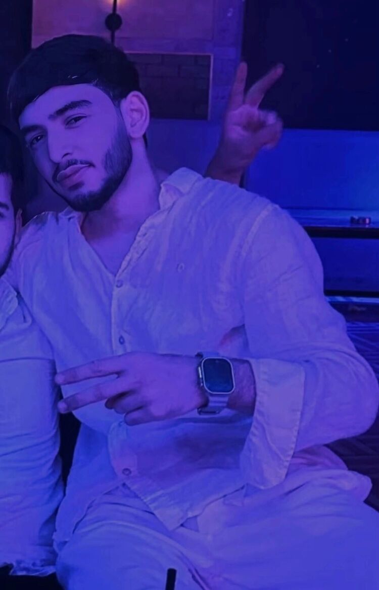  ,   Azikk, 23 ,   ,   