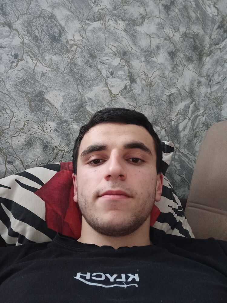  45669389  , 23 ,    