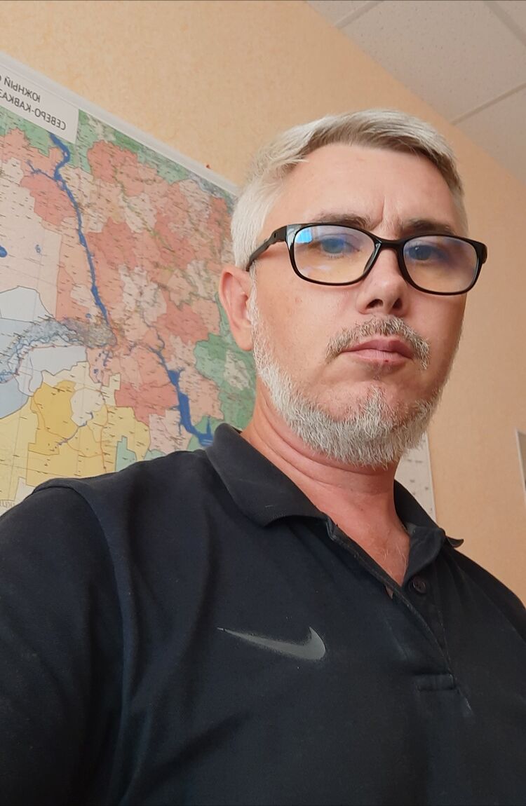  37169299  , 45 ,    
