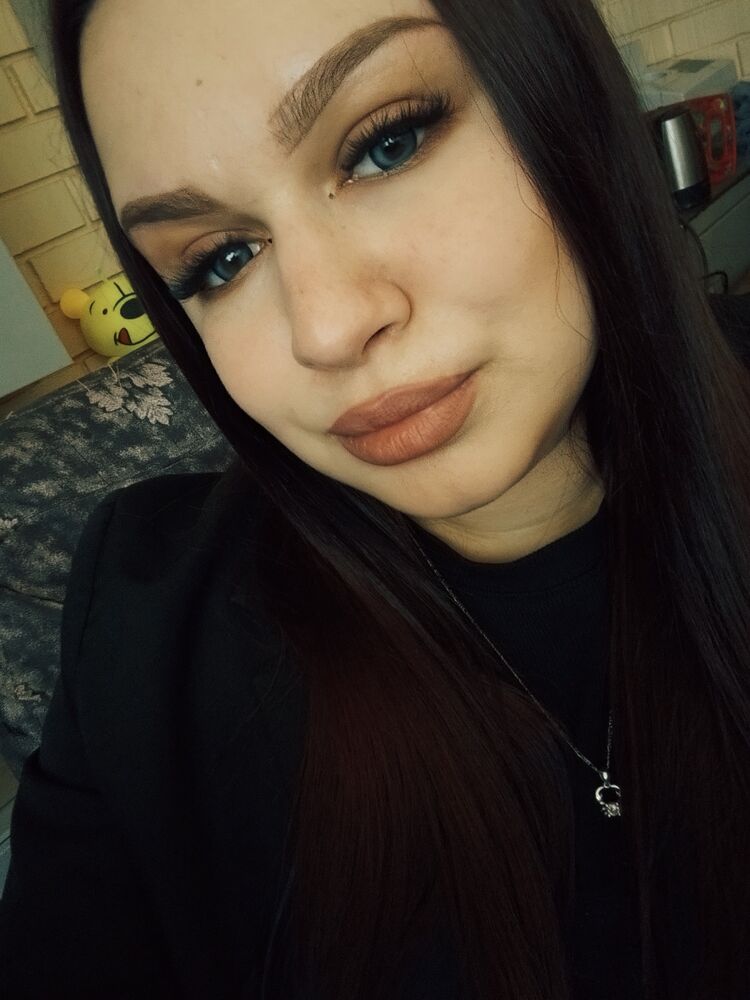  50287289  Kkullar, 21 ,    