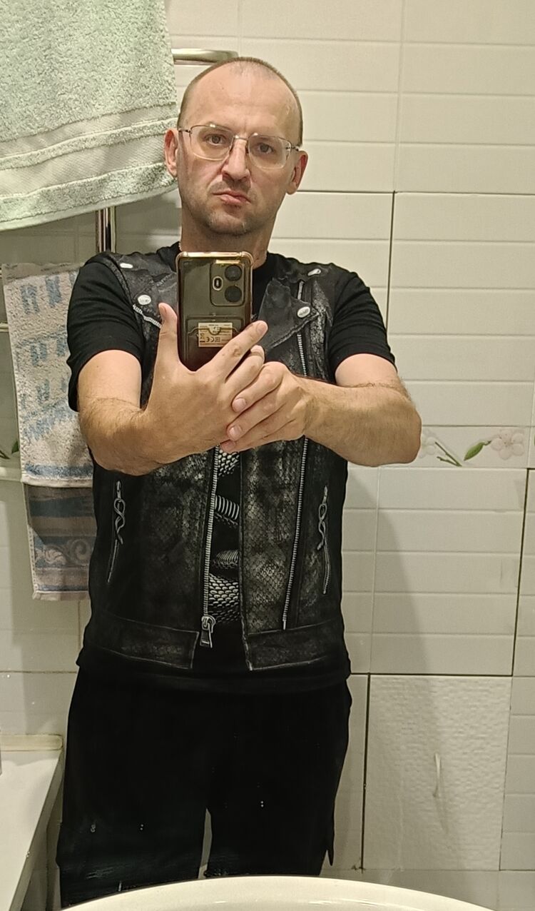  52709639  , 43 ,    --
