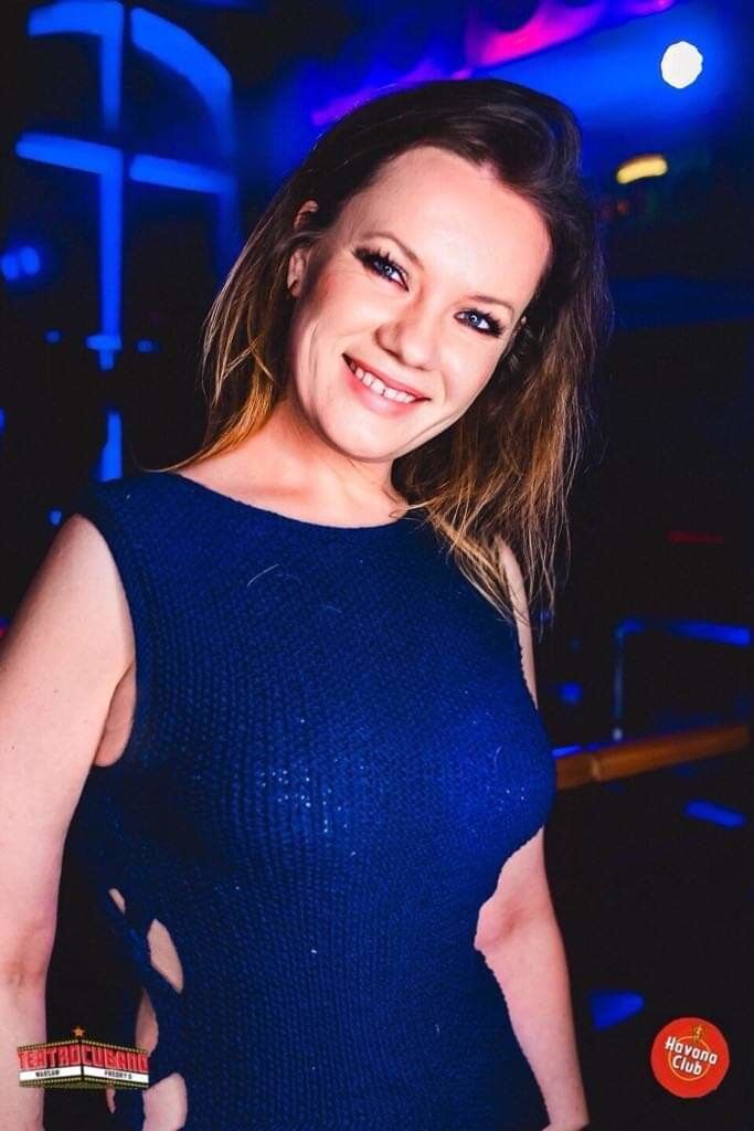  18295269  Iryna, 36 ,    