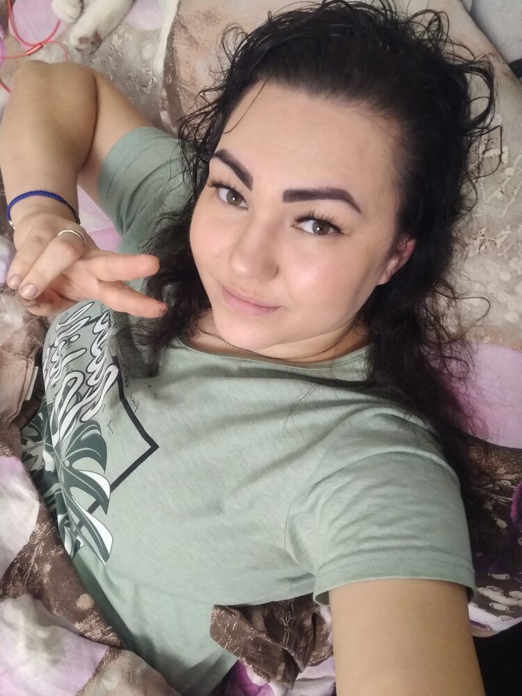  -,   Alexandra, 35 ,   ,   , c , 