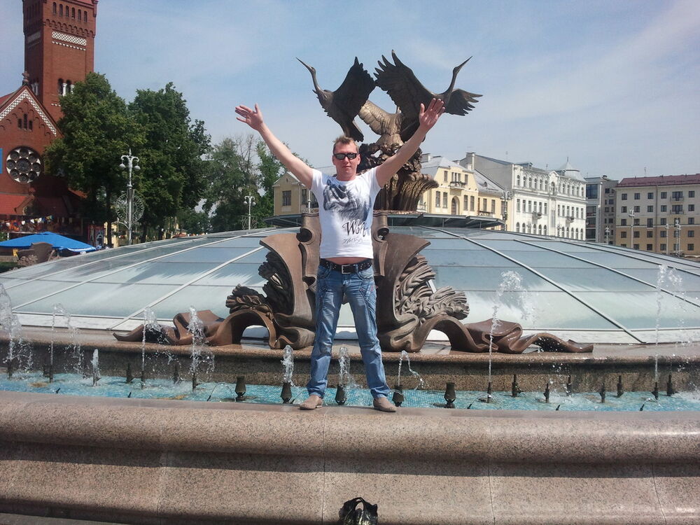  4491369  Sergei, 40 ,    