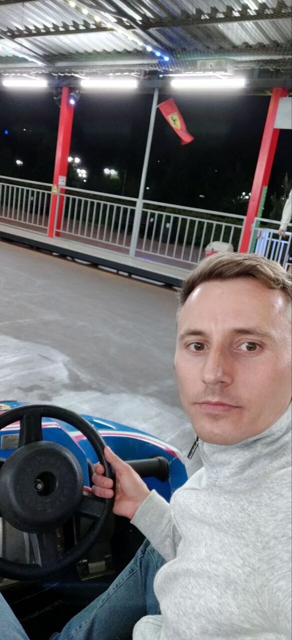  53864699  Eofal, 38 ,    