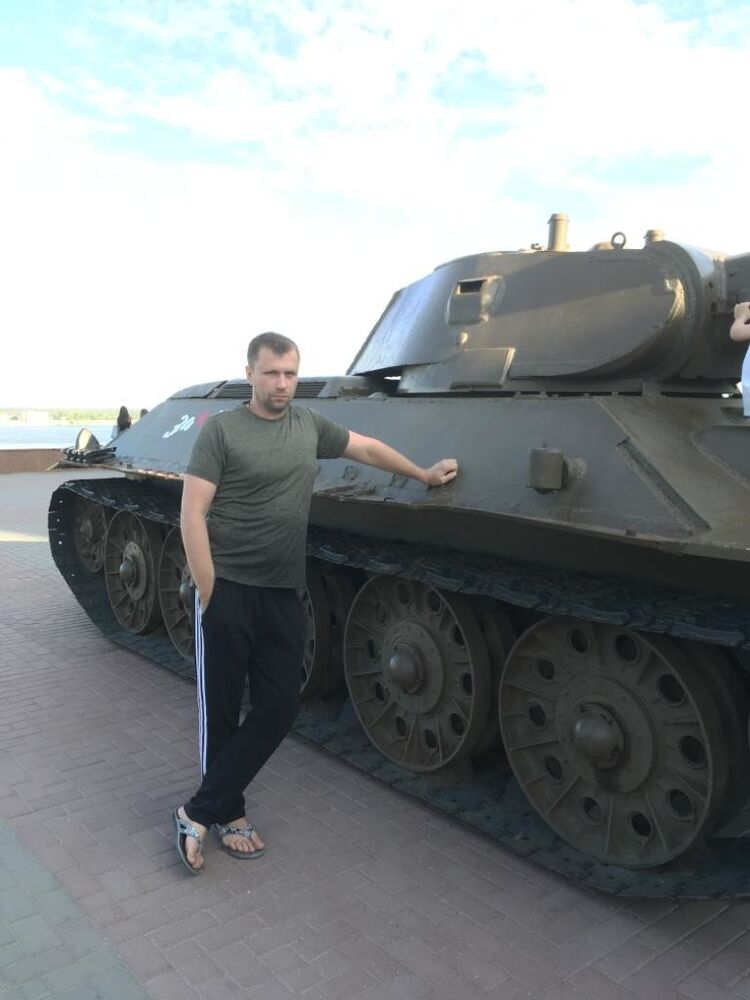  17870989  , 44 ,    --