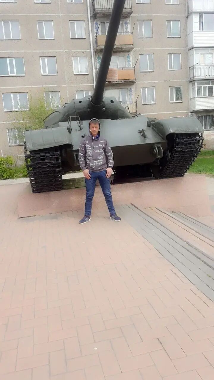  ,   Sanya, 28 ,   c 