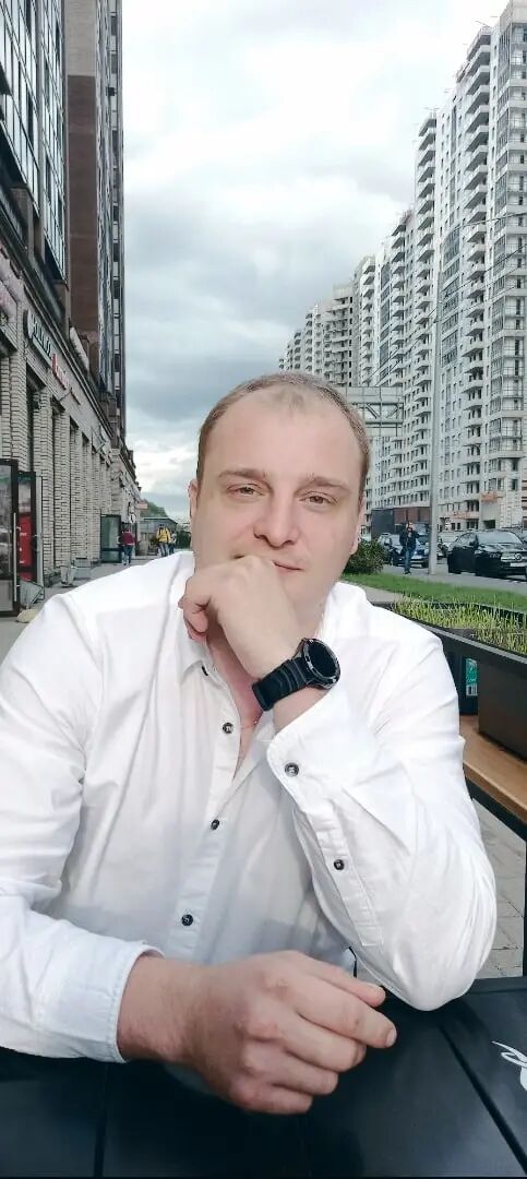  -,   Denis, 34 ,  
