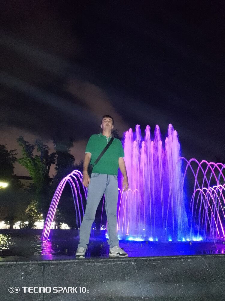  ,   Ali, 25 ,   ,   