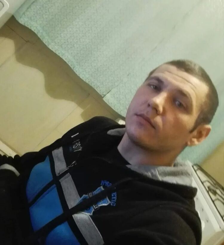  38005879  , 37 ,    