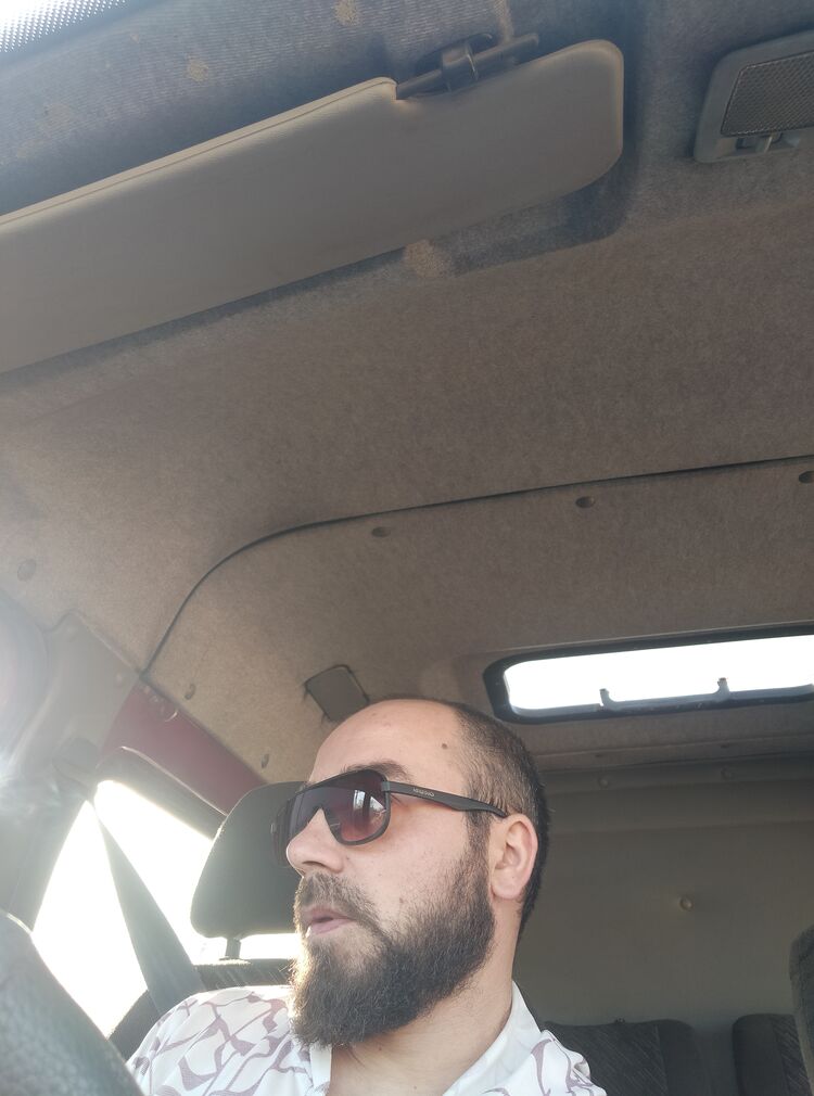  46052709  , 37 ,    