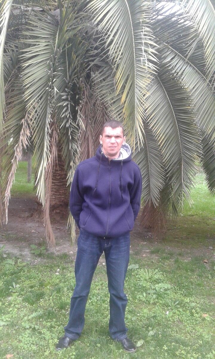  7033819  Aleks, 40 ,    
