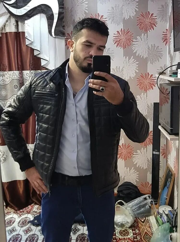  32149579  Elchin, 32 ,    -