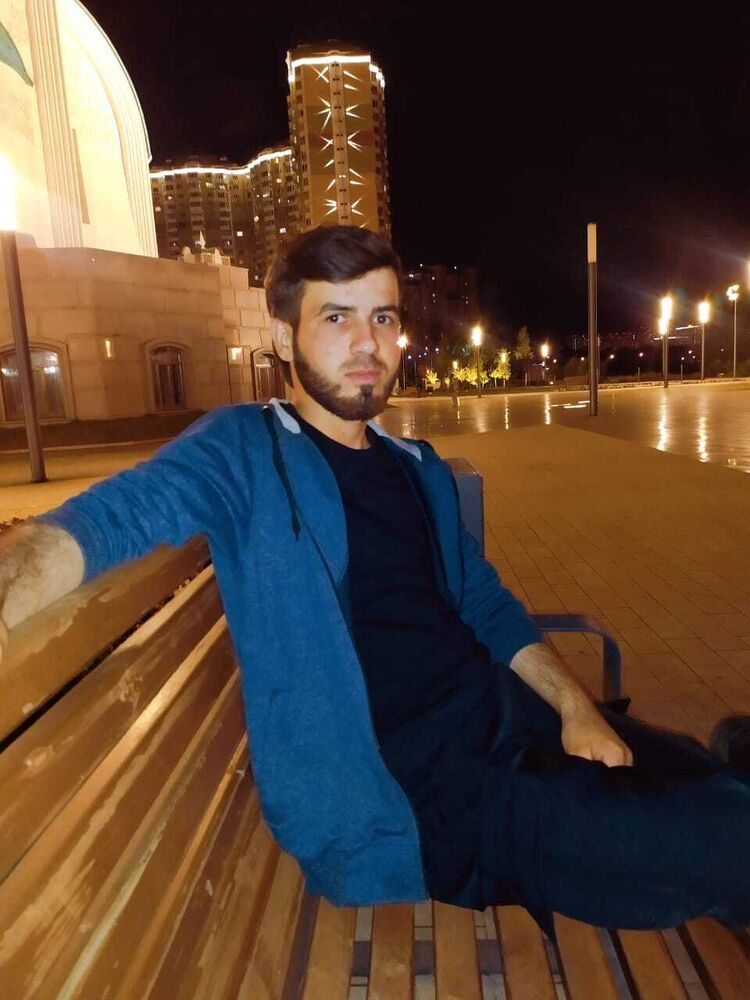  53909629  Samir, 24 ,    