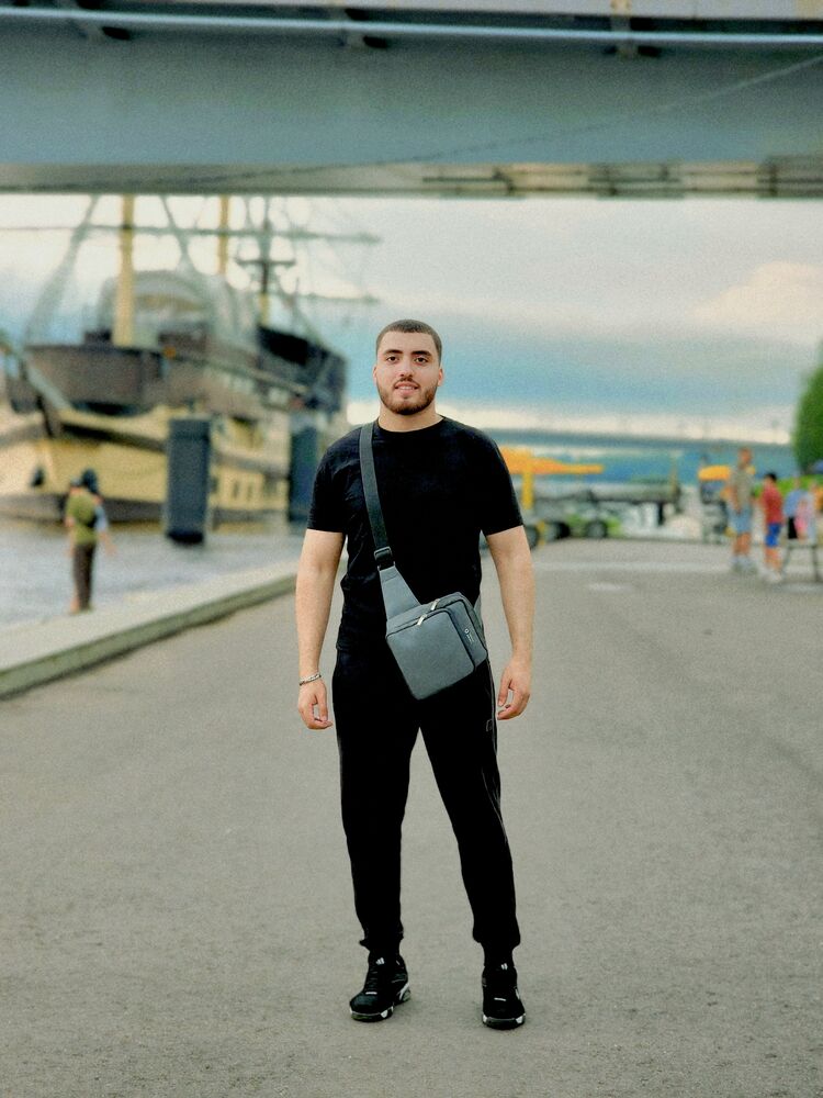  ,   Rahem ahmed, 22 ,   ,   