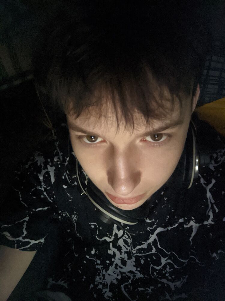  30550649  , 21 ,    