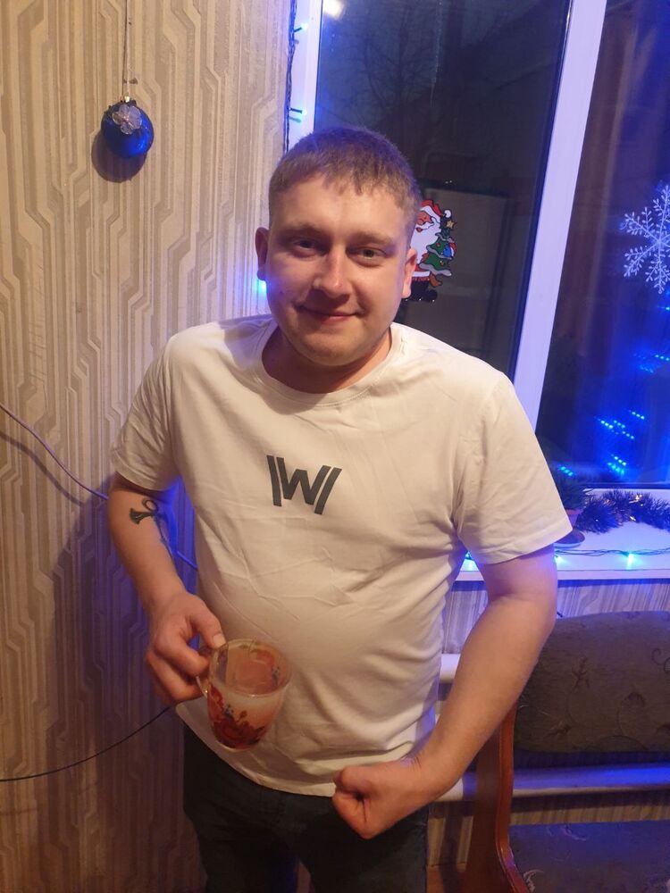 48678289  Andrey, 29 ,    