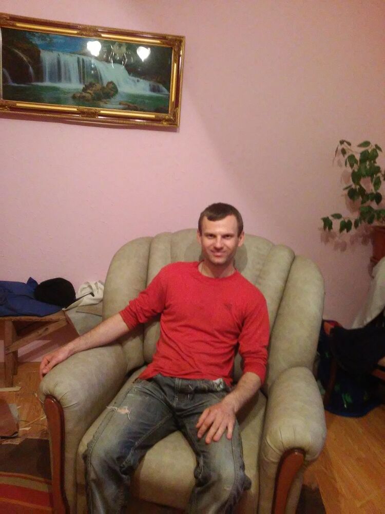   ,   Tudor, 34 ,   