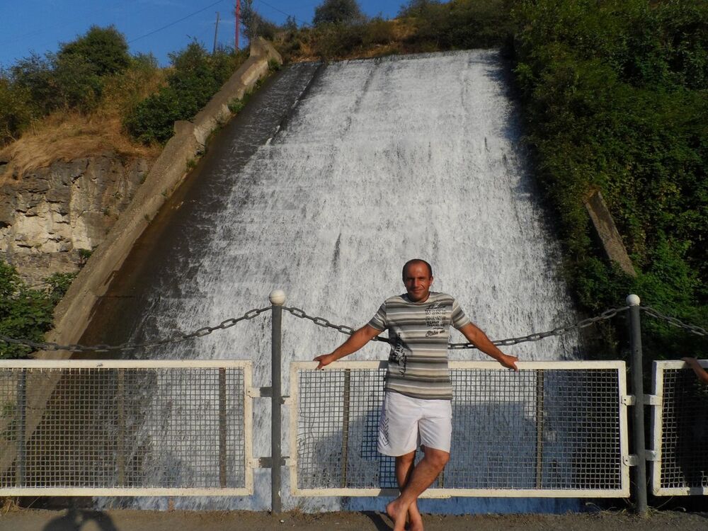  6363449  Vardan, 40 ,    