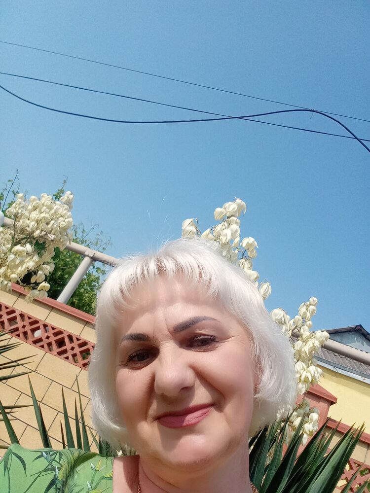  52203049  , 54 ,    