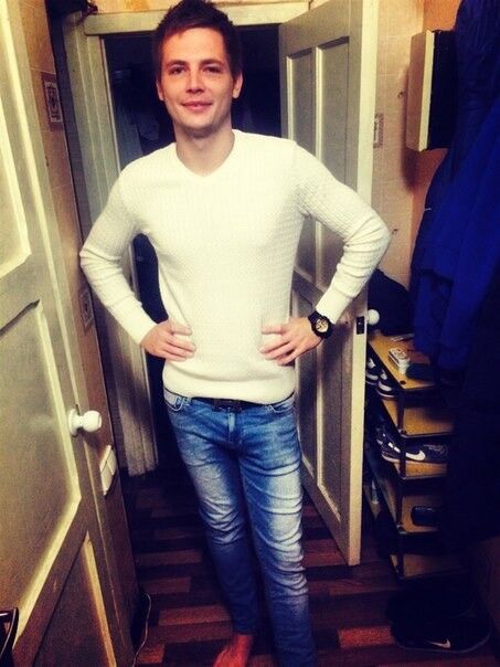  8251389  , 31 ,    --