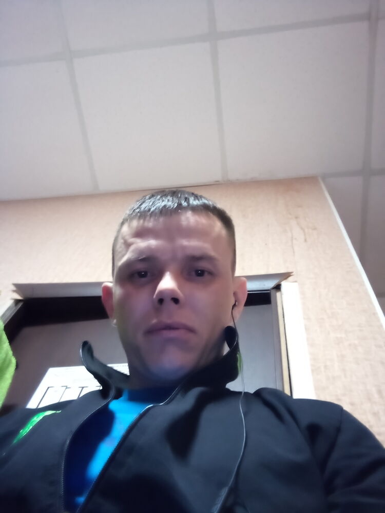  33351829  , 37 ,    