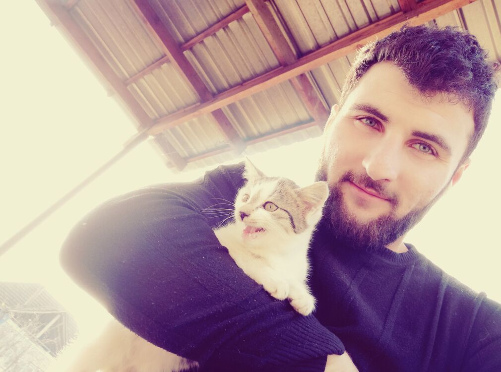  ,   Aalan, 27 ,   ,   