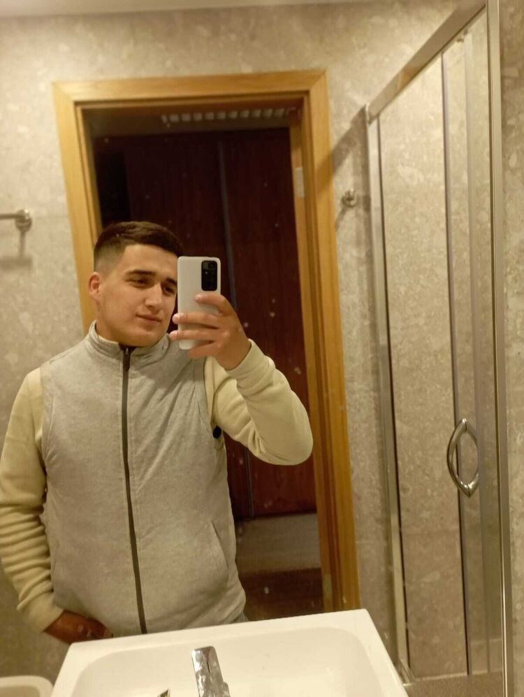  47518609  , 32 ,    