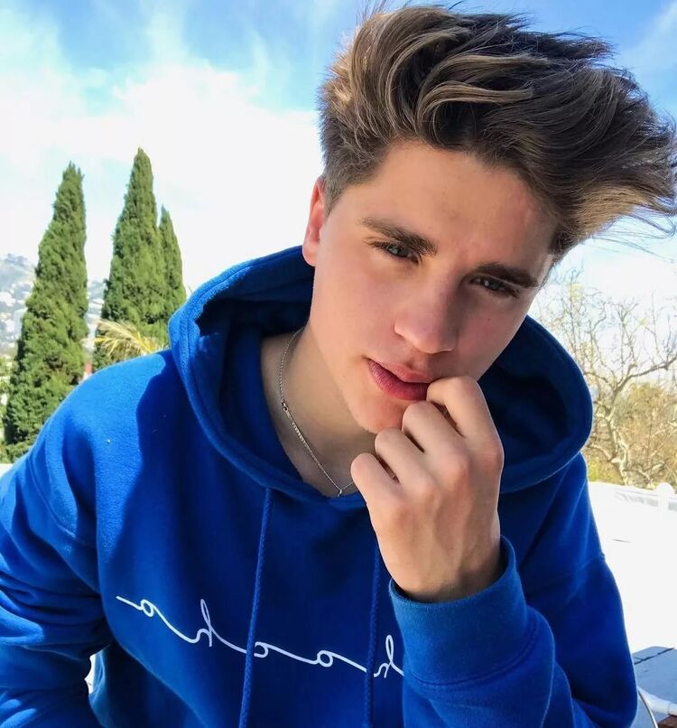 ���� 40252439 ����� ����, 20 ���, ���� ���������� � ������