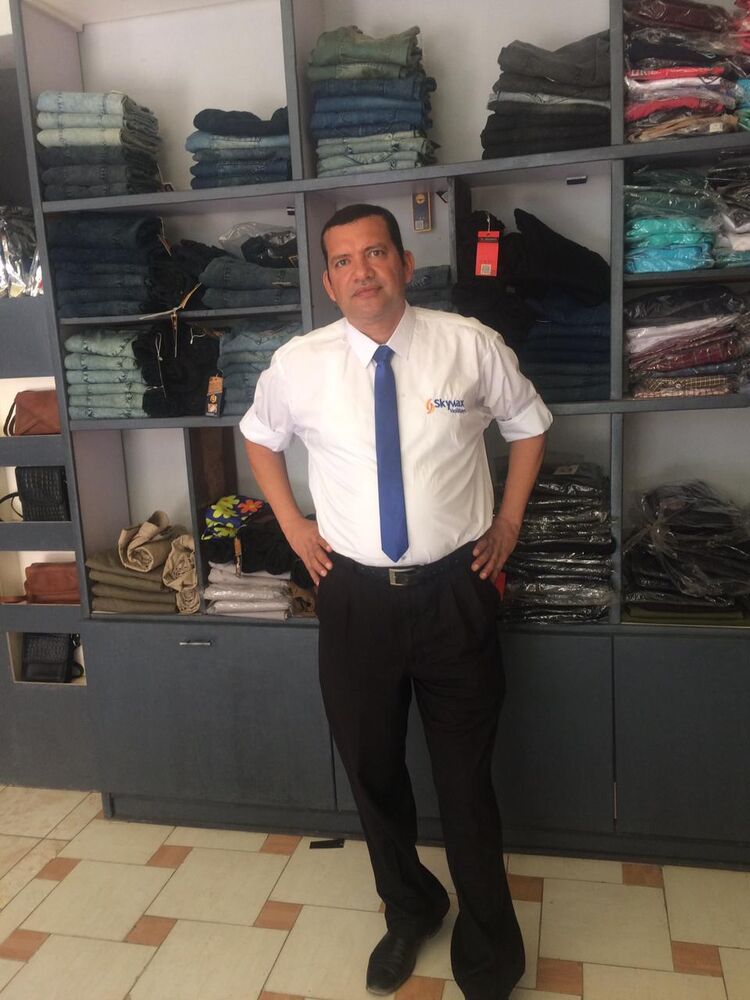  23977629  Younes, 51 ,    