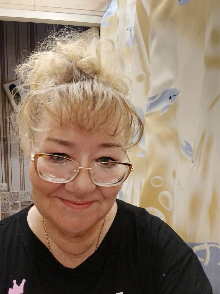  ,   Tatyana, 66 ,   c 