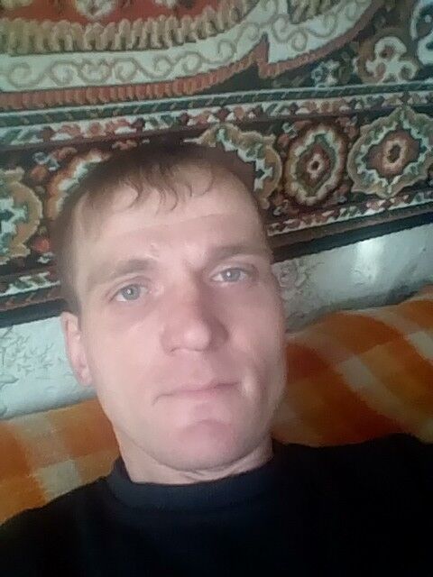  15191049  Slava, 40 ,    