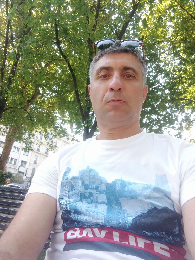  53510019  Levan, 40 ,    