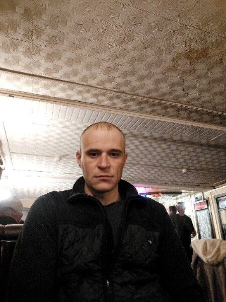  49889469  Vadim, 36 ,    -