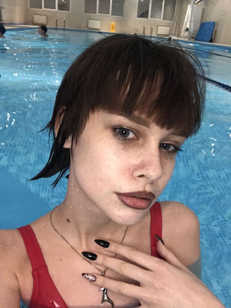  27587829  , 21 ,    -